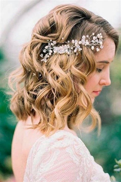 Popular Bridesmaid Hair For Medium Length With Simple Style Stunning And Glamour Bridal