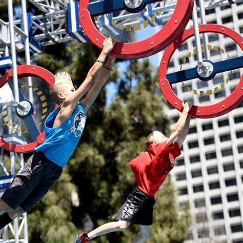 Tourgo Adult American Ninja Warrior Obstacle Fly Wheel For Outdoor Tv