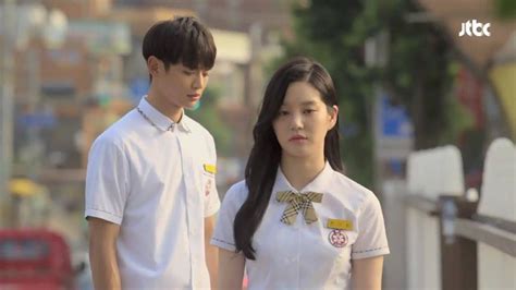 이유비 / lee yoo bi. 2017 Somehow 18 Webdrama, | Persamaan, Hubungan cinta