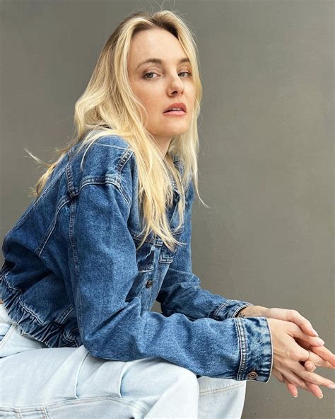 Caroline Trentini Wallpapers Insta Biography Hosted At Imgbb Imgbb