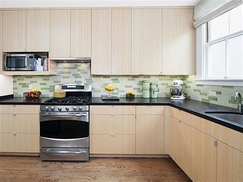 Backsplashes & wall tiles (323) sort by: Tiles for Kitchen Back Splash: A Solution for Natural and ...