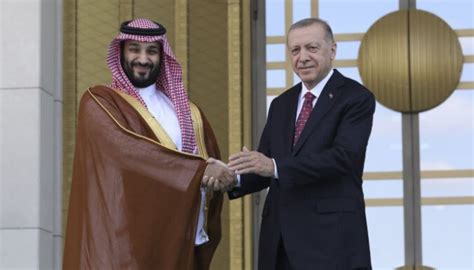 Наследный принц Саудовской Аравии прибыл в Турцию впервые после ...