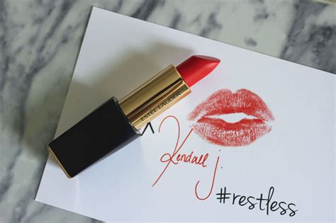 Kendall Jenners Red Lip Lily Pebbles Estee Lauder Red Lips Kendall