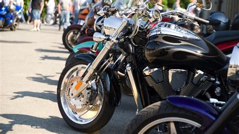 Hundreds Of Thousands Of Motorcycle Riders Expected In Florida For Bike