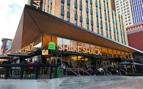 Shake Shack Burgers Fries And Shakes On The Las Vegas Strip