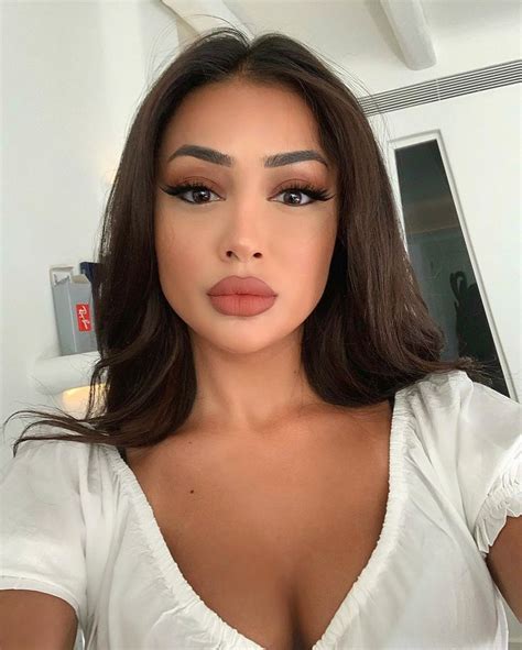 Dilara On Instagram “i Was Dreaming 😅” In 2020 Pretty Makeup Latina Makeup Makeup Looks
