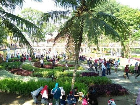 Check spelling or type a new query. Asal Usul Wisata Karang Resik Tasikmalaya - Kompasiana.com