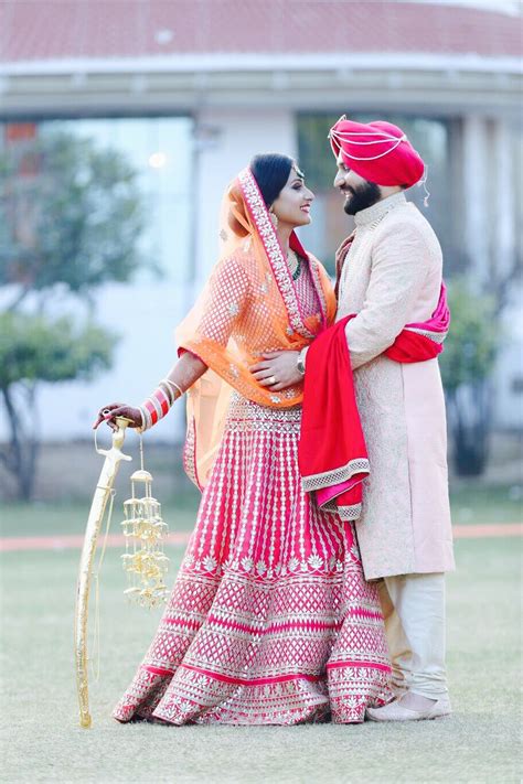 Punjabi Weddingsikh Wedding Punjabi Wedding Couple Couple Wedding Dress Indian Wedding Couple