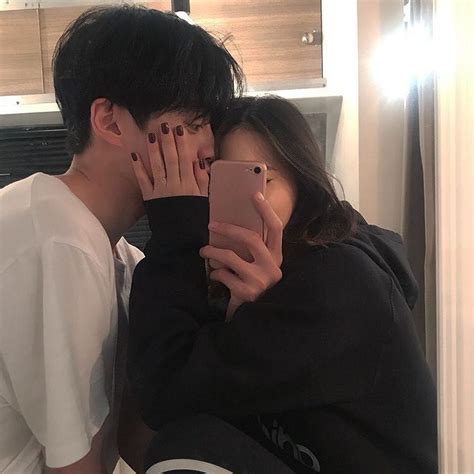 dark rainbow en 2020 avec images couples coréens couple ulzzang couples mignons