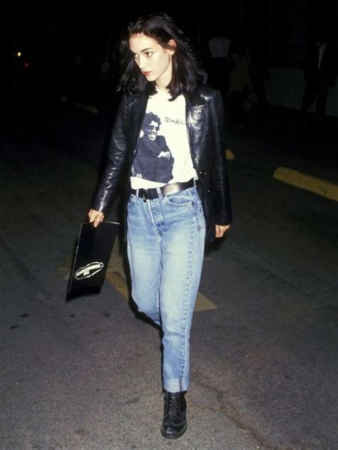 Winona Ryder At The Commitments Premiere In 1991 90s Fashion Grunge