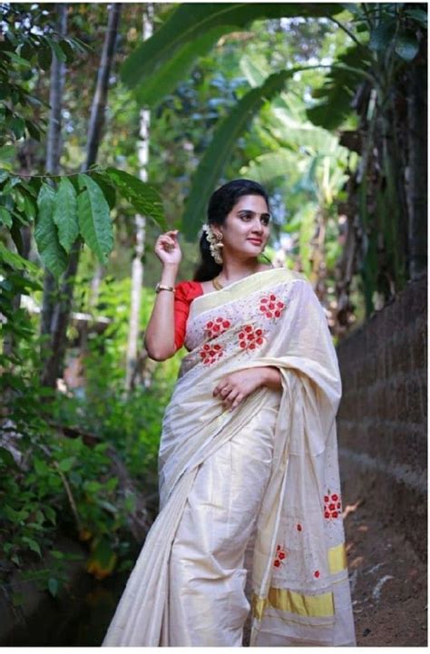 Kerala Saree Fancy Sarees Hand Weaving Sari Female Traditional