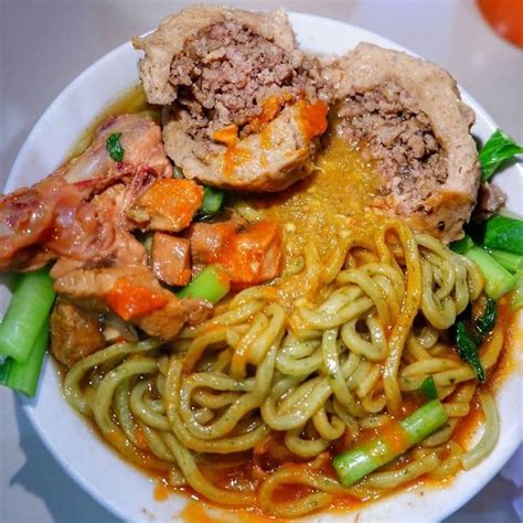 Mie Ayambakso Cincang Masakan Indonesia Makanan Dan Minuman Makanan