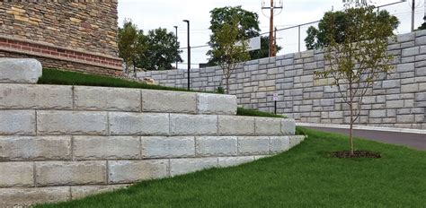 Large Concrete Retaining Wall Blocks