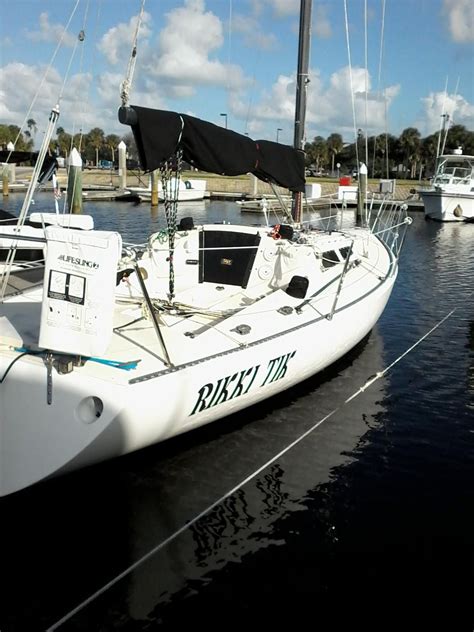 1982 Used Olson 30 Racer And Cruiser Sailboat For Sale 9900