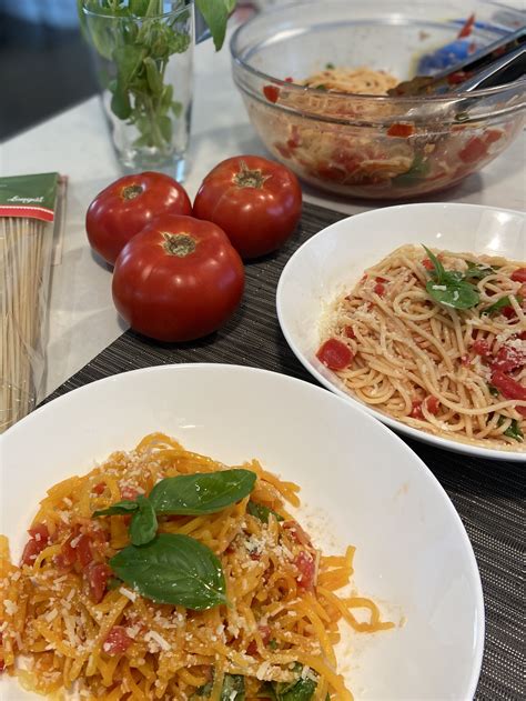 Fresh Tomato Basil Pasta Kate And The Kitchen Site