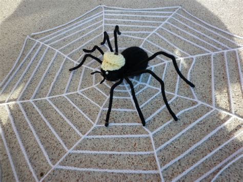 Toile D'araignée Halloween A Faire Soi Meme Plus Explication - L'araignée sur sa toile - Les créations déco de Marsouille