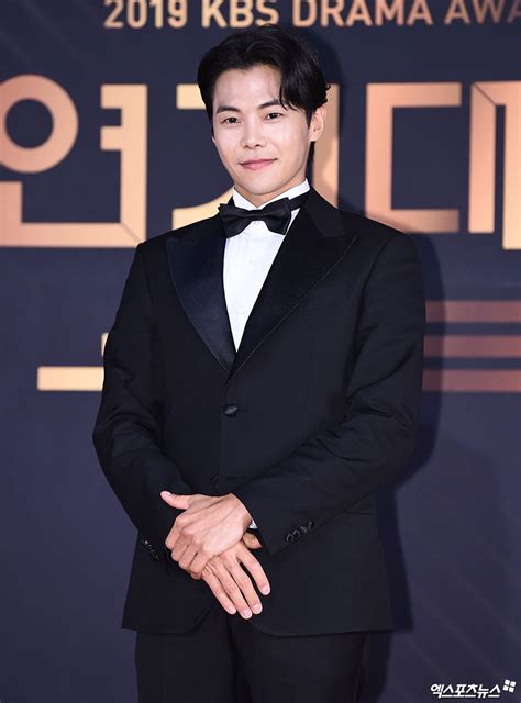 박은석 / park eun suk (park eun seok). Yıldızların 2019 KBS Dizi Ödülleri Kırmızı Halı ...