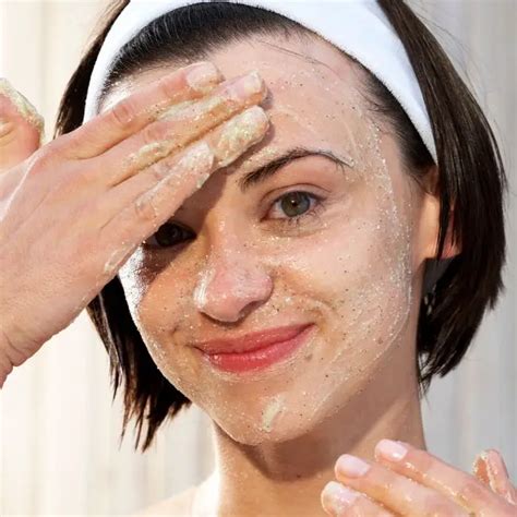 How To Exfoliate Dry Skin On Your Face At Home Tips And Tricks