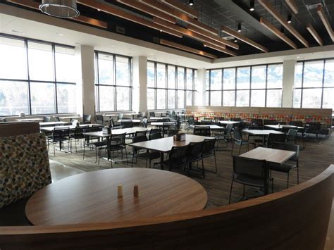 Cu Village Center Dining And Community Commons Bc Interiors
