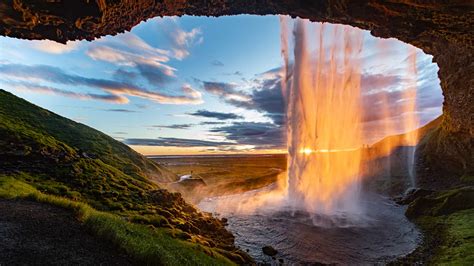 Seljalandsfoss The Complete Guide Play Iceland