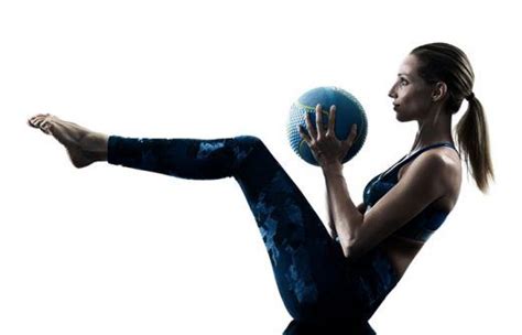 22 Effective Medicine Ball Exercises And Their Benefits Medicine Ball