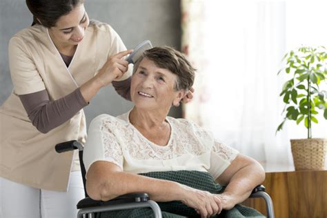 Finding A Compassionate Caregiver For Your Elderly Loved One
