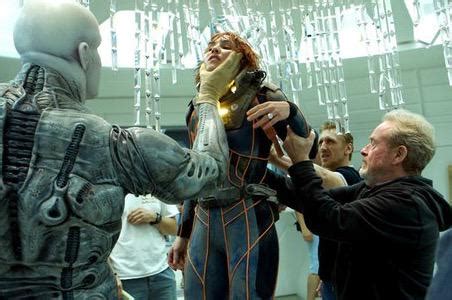 Publicado por jhonny a las 1:29:00 a. NoomiRapaceInfo on Twitter: "Ridley Scott sets up a fight ...