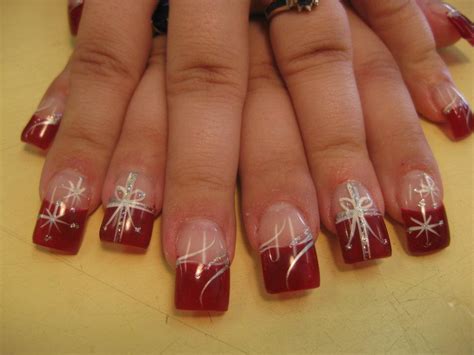 Red Christmas Nails Bow Mini Bow Is Embellished With Red Glitter To