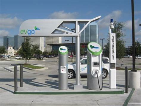 Nrg Energy Opens Electric Charging Stations At Orange County Simon