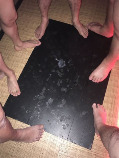 Circle Jerk And A Drink 3 Pics Xhamster