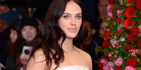 Downton Abbey Star Jessica Brown Findlay Sex Tape Leaks Days After Jennifer Lawrence Nude