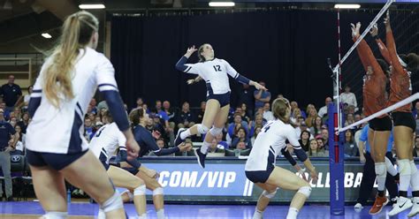 Byu Sweeps Texas In Ncaa Womens Volleyball Regional Final Moves On To