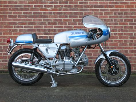 Ducati 750 Ss Anthony Godin