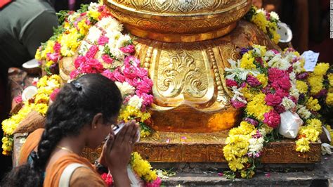 Pilgrims Head To Indian Temple Said To Grant Us Visas