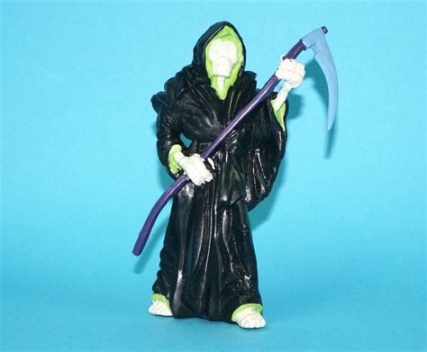 Universal Monsters Monstruous Pvc Toy Figure Grim Reaper 1992 Yolanda