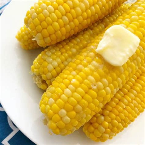 How to prepare corn for boiling. Boiling Corn on the Cob - How to boil corn on the cob that ...