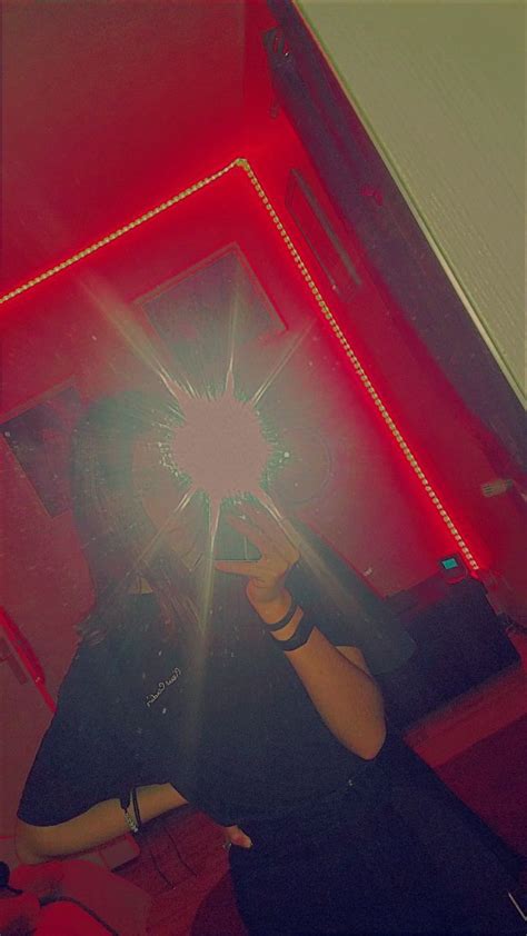 Led Rouge Snap Miroir Girl Pictures Girl Photos Amazing Dp Snap