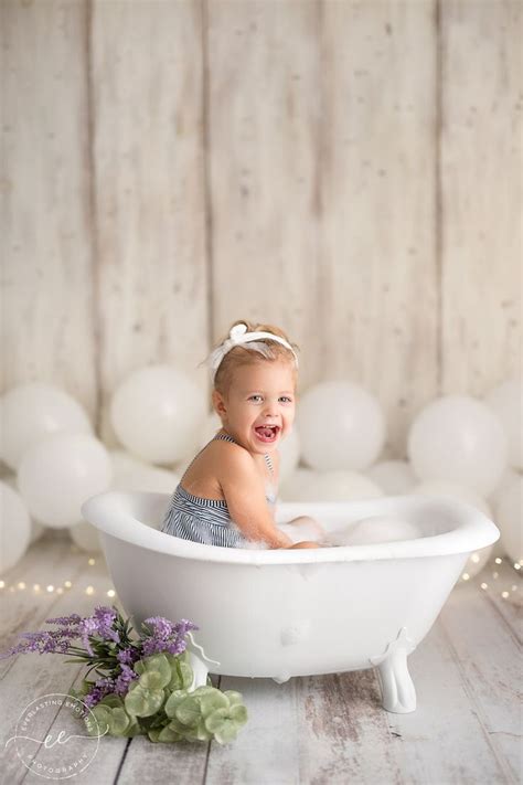 Simply remove the bath sling when baby can sit unaided so they can. "Gatsby" Clawfoot Bath Tub | Vintage bathtub, Claw foot ...
