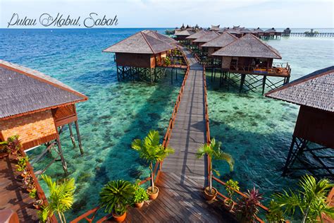 Pulau pangkor merupakan sebuah pulau tropika yang menawan dan memiliki beberapa tempat tarikan pelancong yang menarik. Tempat Menarik Untuk Dikunjungi : Senarai Kawasan ...