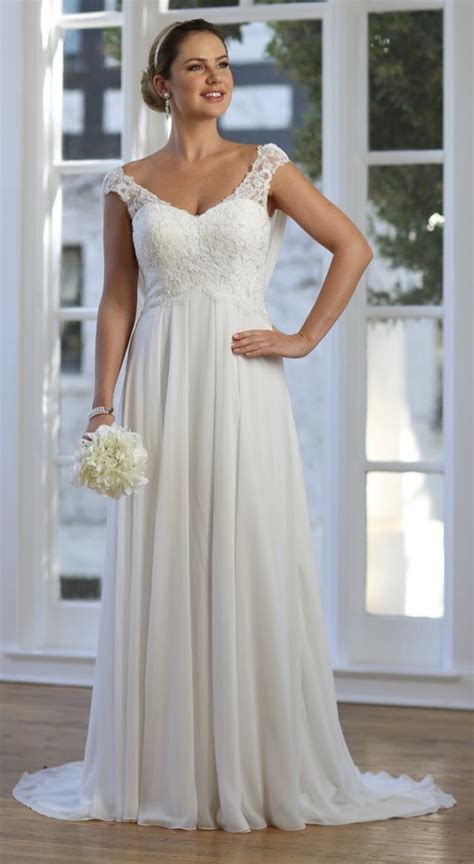 Find the perfect cheap maternity wedding dresses for your celebration or upcoming event. Beautiful Maternity Wedding Dresses | weddingsonline