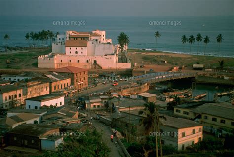 Guinea, officially the republic of guinea, is a coastal country in west africa. ギニア湾沿いのエルミナ城と要塞群26068000330の写真素材 ...
