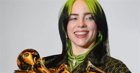 Billie eilish tours on twitter. Billie Eilish Is Now Blonde — & Looks Completely Different ...