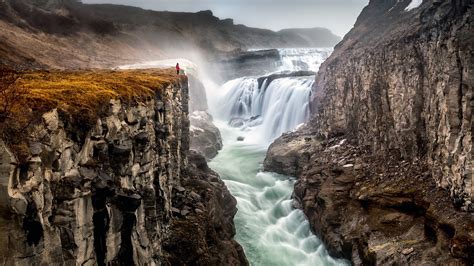 The Golden Foss Gullfoss Waterfall In Iceland Windows Spotlight Images
