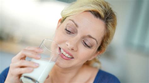 Drinking Milk Every Day Does This To Your Body