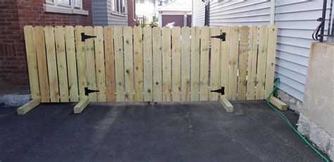 How many panels you need will depend on how large fence you want to build. Diy driveway fence for renters. No drilling into ground. Portable fence #DiyHomeDecorPinterest ...