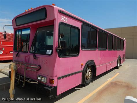 2001 Gillig Phantom C21B102N4 Transit Bus In Olathe KS Item DB6205