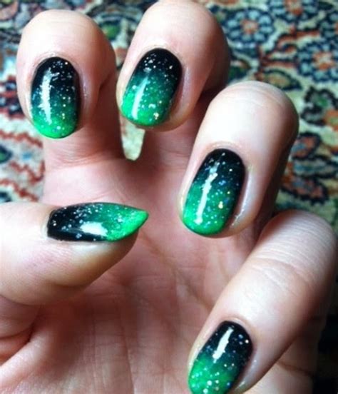 Diy Green Ombre Gradient Nail Art