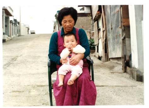 Korean Adoptee Looking For Birth Mother The Korea Times