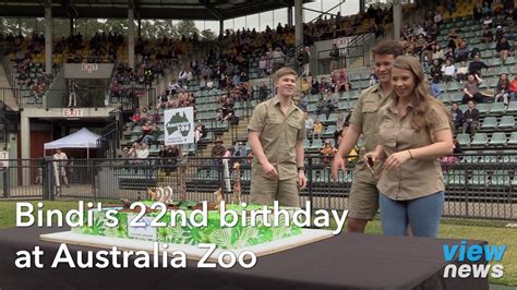 Bindi Irwin Celebrates 22nd Birthday At Australia Zoo Youtube