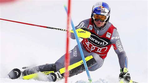 Médaillé de bronze en géant aux championnats du monde 2015 de vail (usa). Ski. Alexis Pinturault éliminé d'entrée du slalom ...